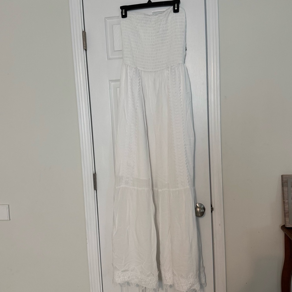 New York & Company Elegant‎ White Strapless Dress